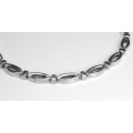 elegant colier choker  " Infinity ". design contemporan. Danemarca cca 1980